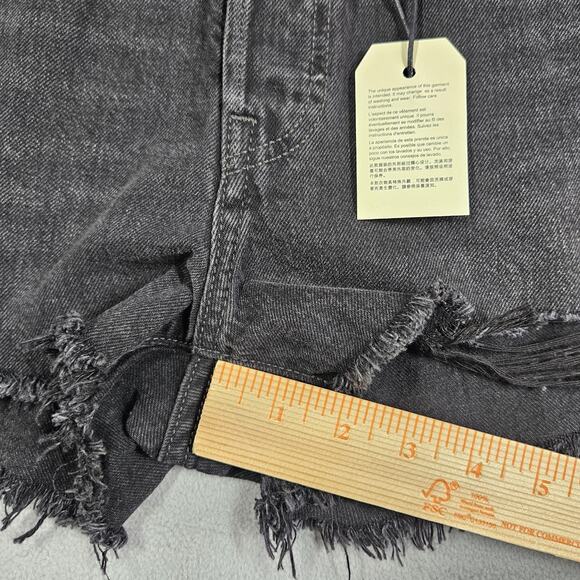 Levi's 501 Shorts Womens Size 29 Denim Black Raw Hem Cutoffs Coquette High Rise - Picture 9 of 11